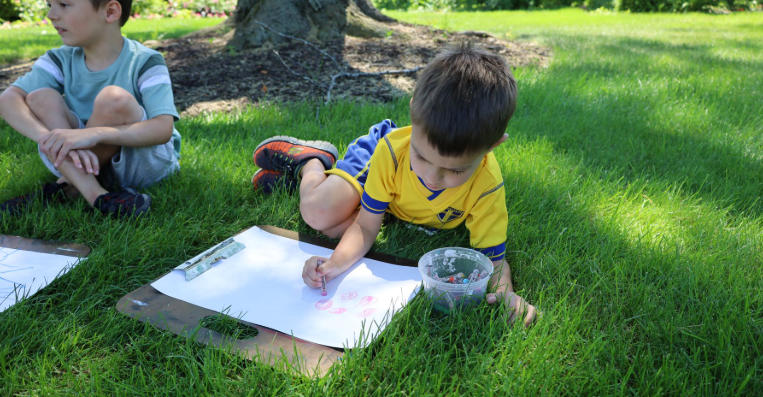 little kid drawing
